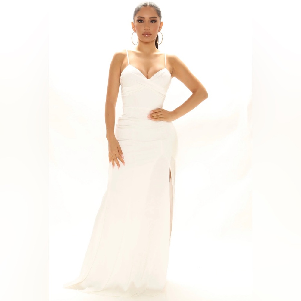 Fashion Nova - Evening Proposal Satin Maxi Dress - Picture 1 of 3